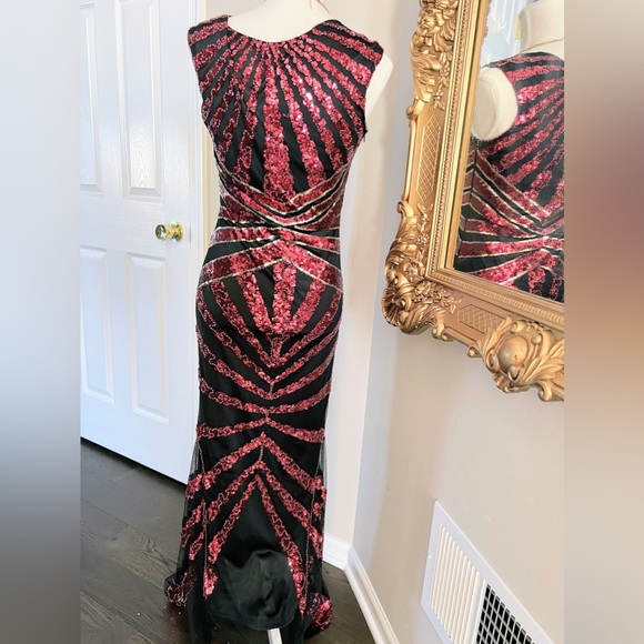 Red and Black Gatsby 1920s Style Sequined Gown Size Small - Picture 5 of 16